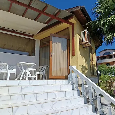 Pensión Zelenika Sinemoretz