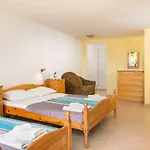 Gasthof Zelenika 2*