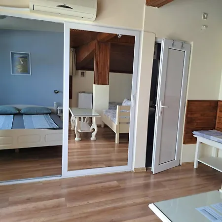 Zelenika Gasthuis 2*