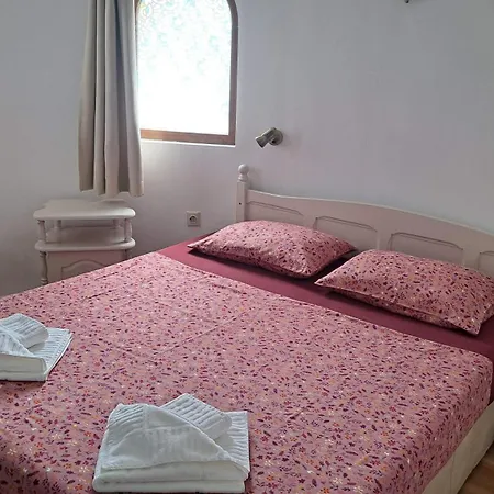Guest house Zelenika Sinemoretz
