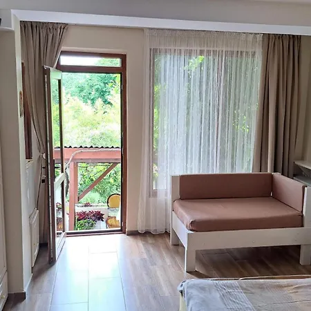 Zelenika Guest house