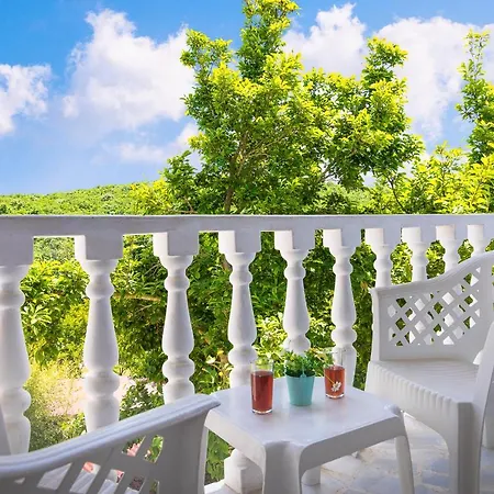 Guest house Zelenika 2*
