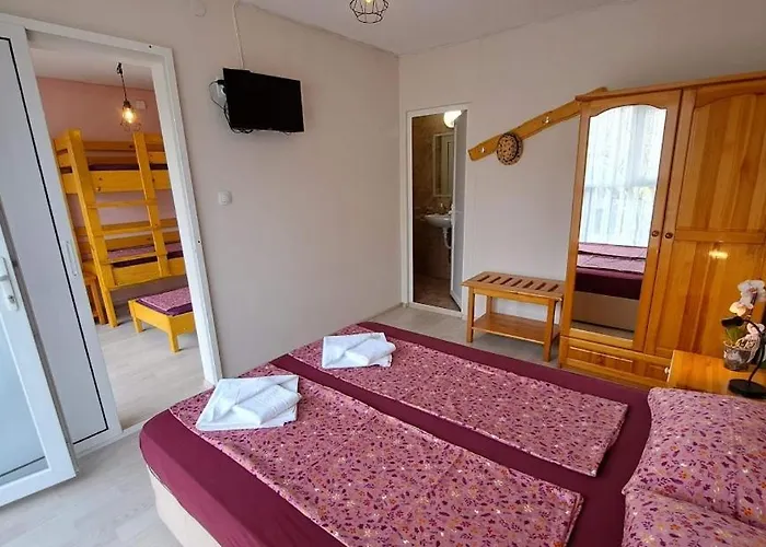 Guest house Zelenika 2*