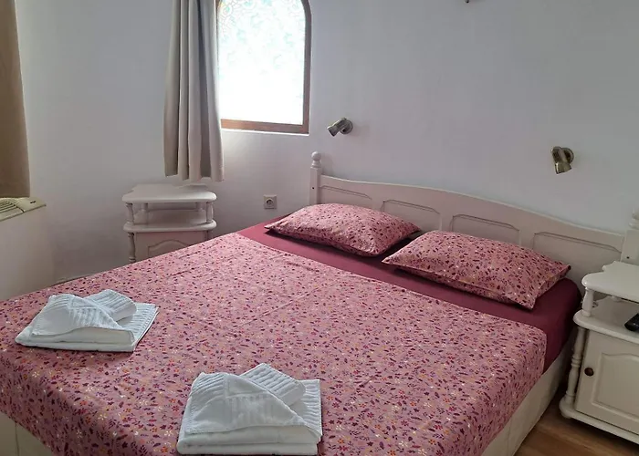 Guest house Zelenika Sinemoretz