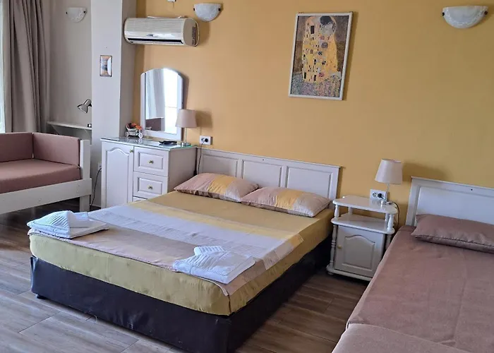 Guest house Zelenika Sinemoretz